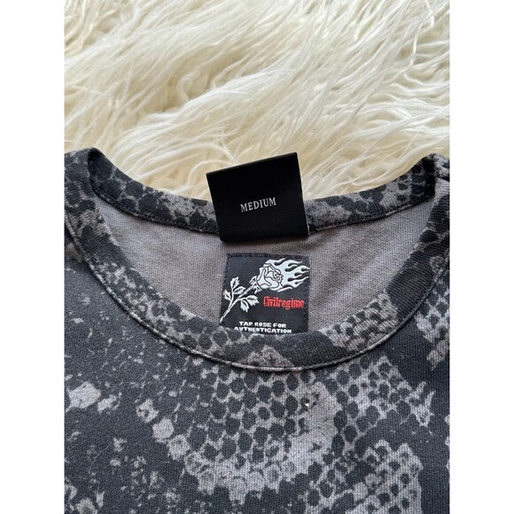 Civil Regime Boa Bliss Baby Tee Tonal Black Rhinestone
Size Medium - Picture 6 of 9